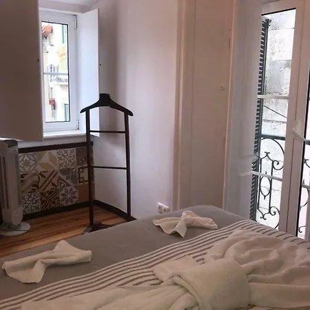 Agulheiros - Alfama Center District * Lisboa